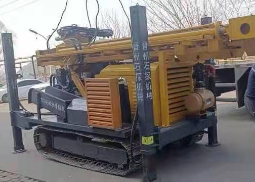 260 metrów Sprzęt do wiercenia studni wodnych Różne średnice otworów 77kw Stalowy gąsienicowy